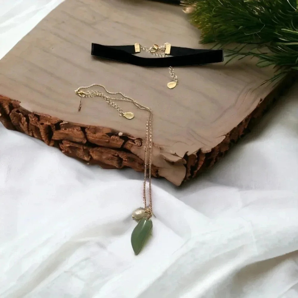 Black Velvet Ribbon Choker & Gold Plated Green Pendant Necklace